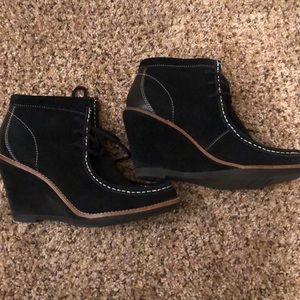 Hush Puppies black suede booties
